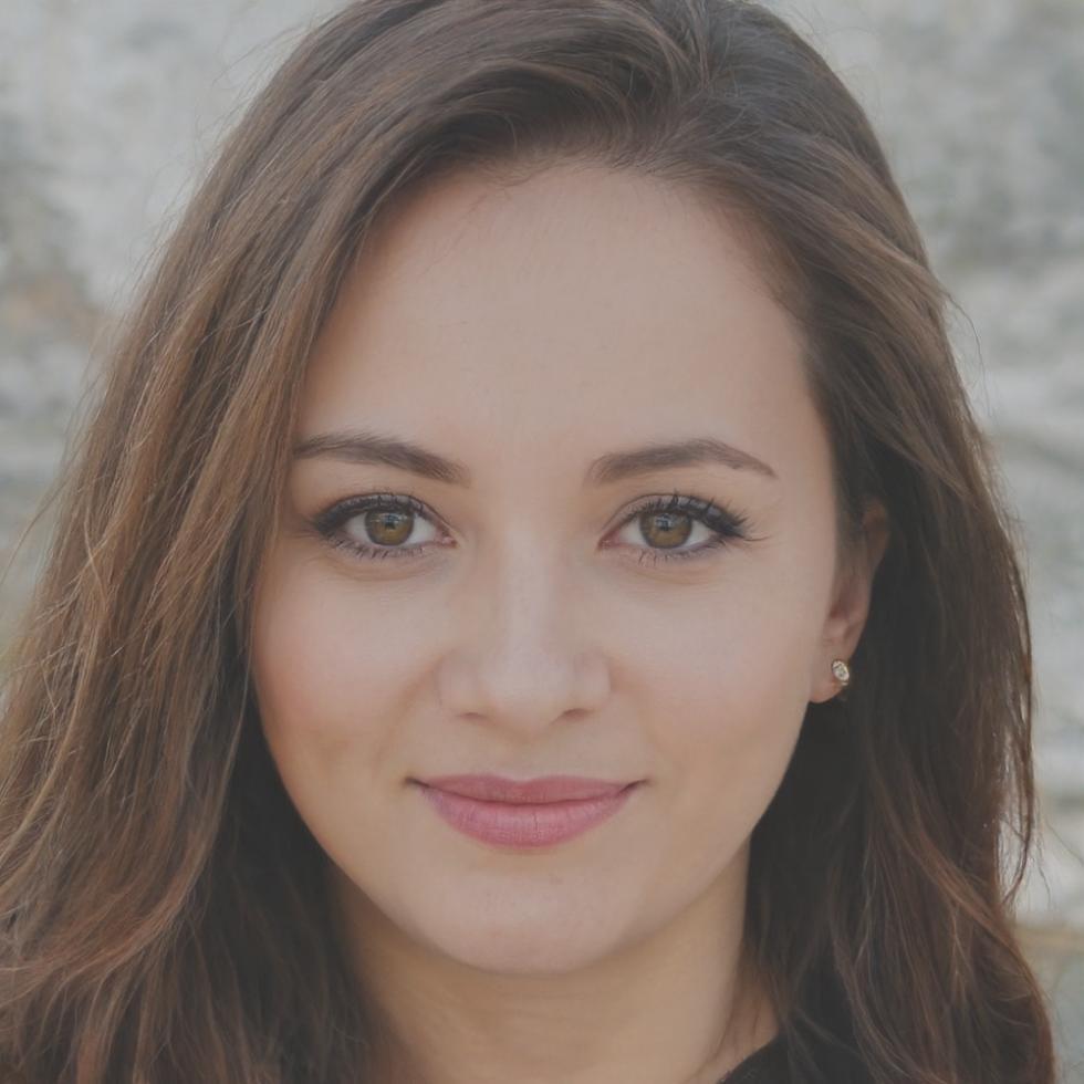 Portrait professionnel de Solène Thibault, formatrice experte en analyse des écarts